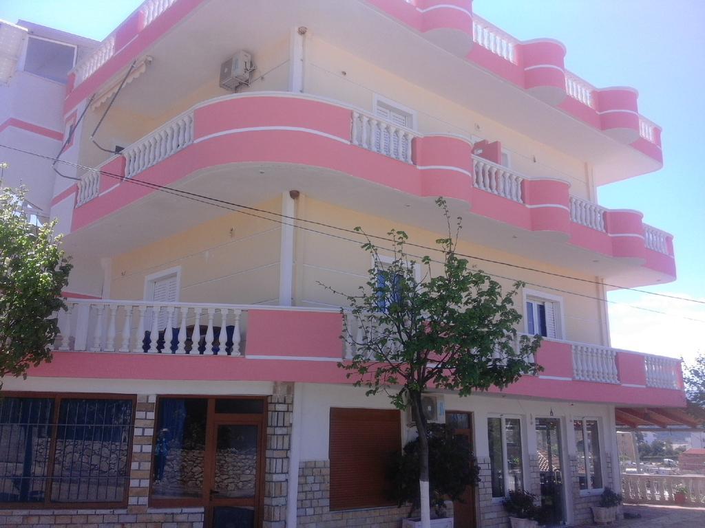 Vila Florand Sela Ksamil Luaran gambar